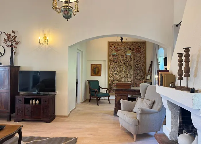 Marcora Historic Mansion *