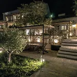 Marcora Historic Mansion Lantställe Strongylí