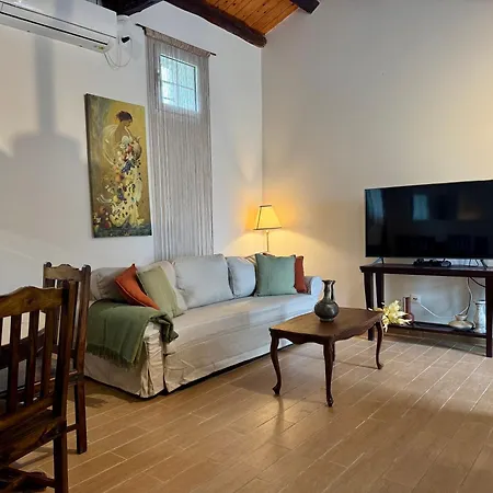 Marcora Historic Mansion منزل ريفي *