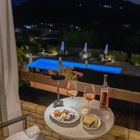 Εξοχικό σπίτι Marcora Historic Mansion *