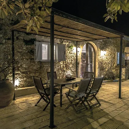 Marcora Historic Mansion * Strongylí