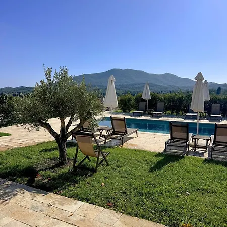Marcora Historic Mansion Εξοχικό σπίτι *